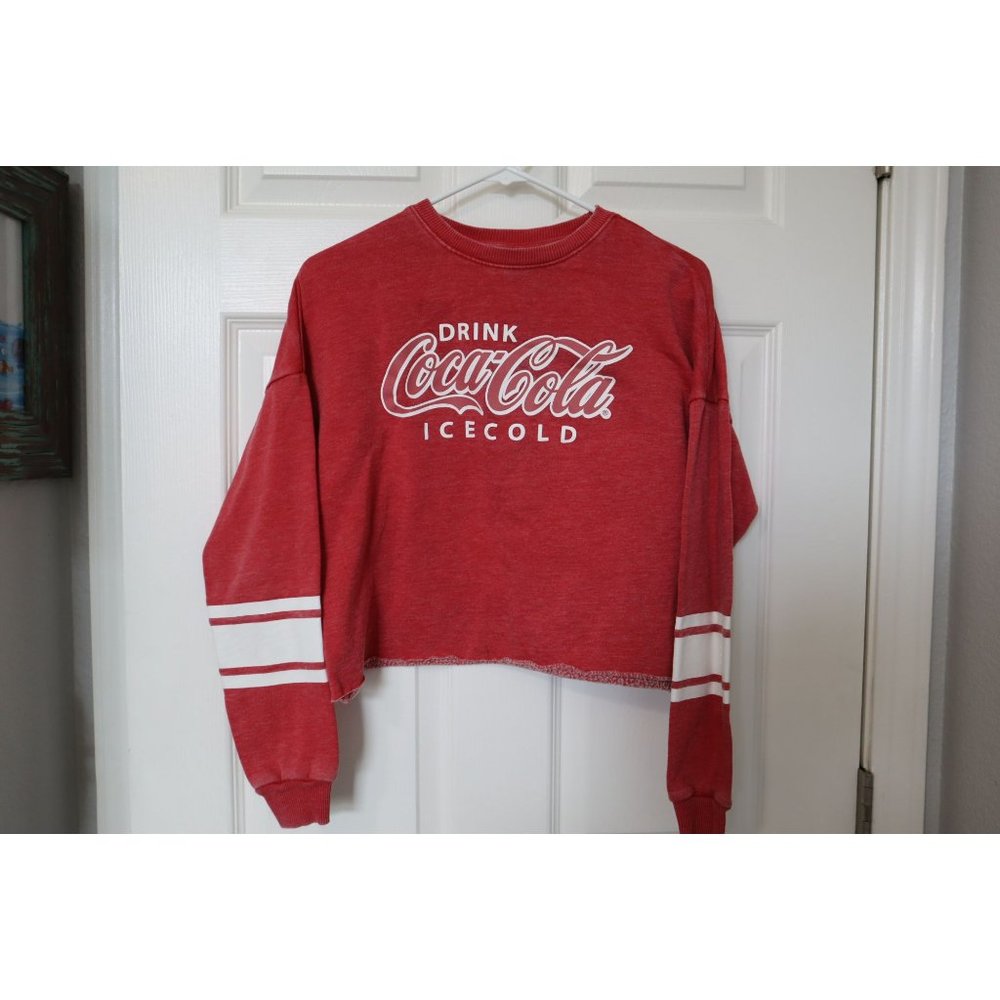 Womens vintage looking Coca Cola short crop sweater size medium